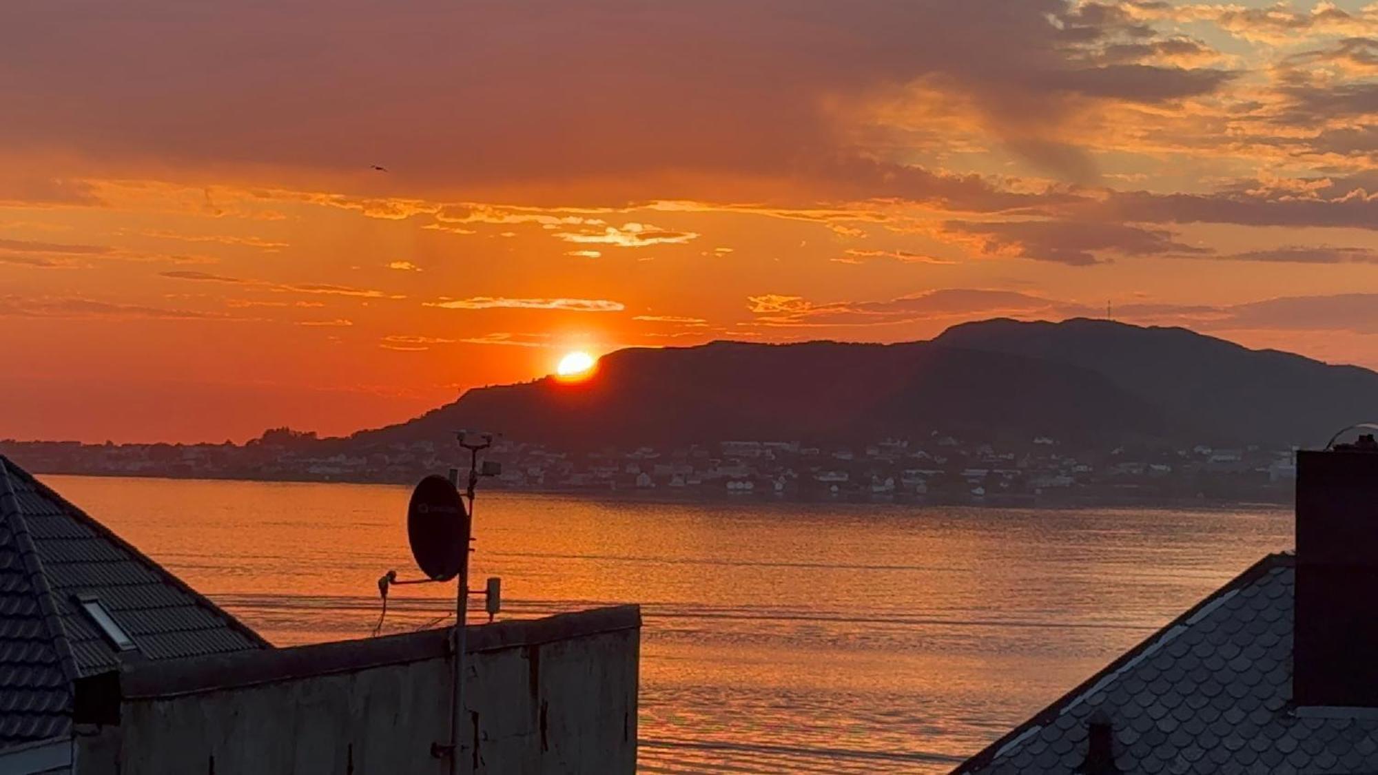 Alesund Sentrum Apartment Екстериор снимка